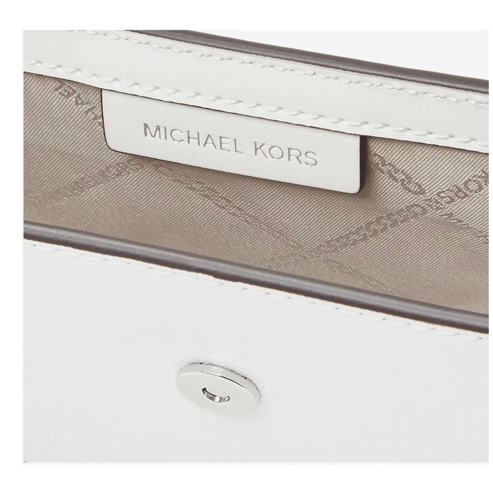 MICHAEL KORS SAFFIANO LEATHER CROSS BUDDY BAGE - Picture 3 of 9